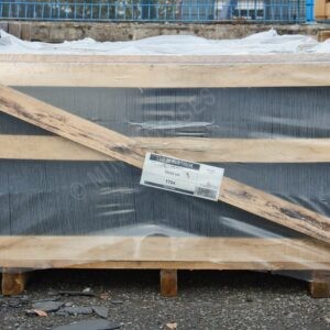 Ardoise LUZ 25 Authentique – gros plan surface lisse noir-bleuté