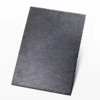 Toiture en ardoise naturelle Luz 40 Authentique 32 × 22, certifiée A1 T1 S1, couleur noir-bleuté uniforme