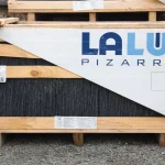 Ardoise naturelle LUZ 30 Rustique 32×22 cm – surface structurée gris ardoise vue de face